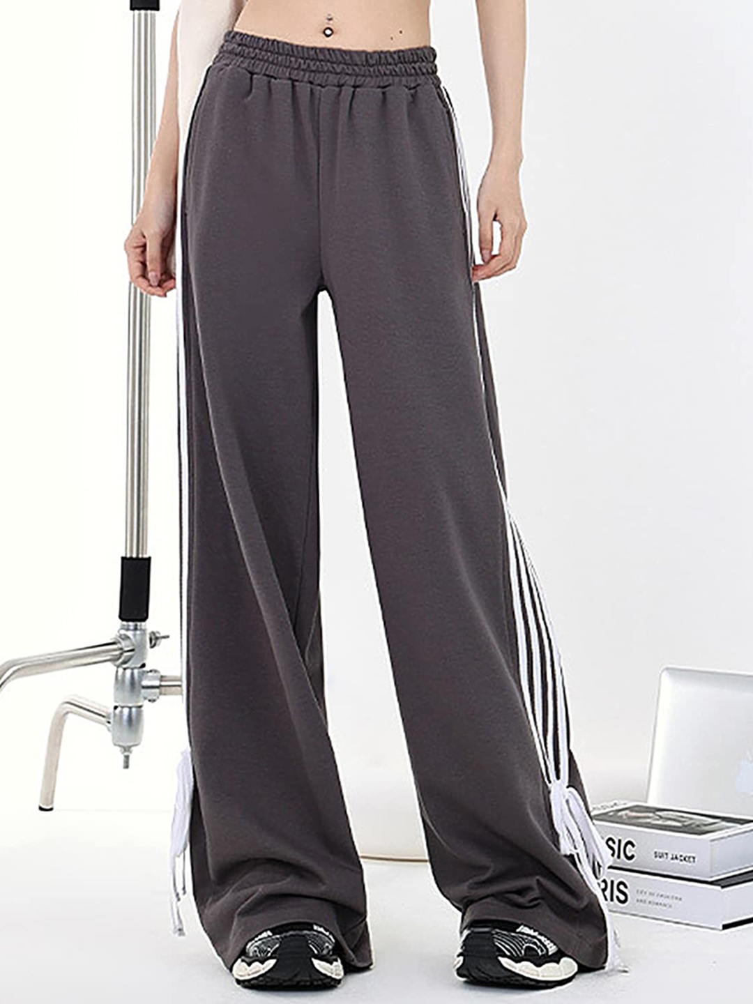 

LULU & SKY Women High-Rise Trousers, Grey