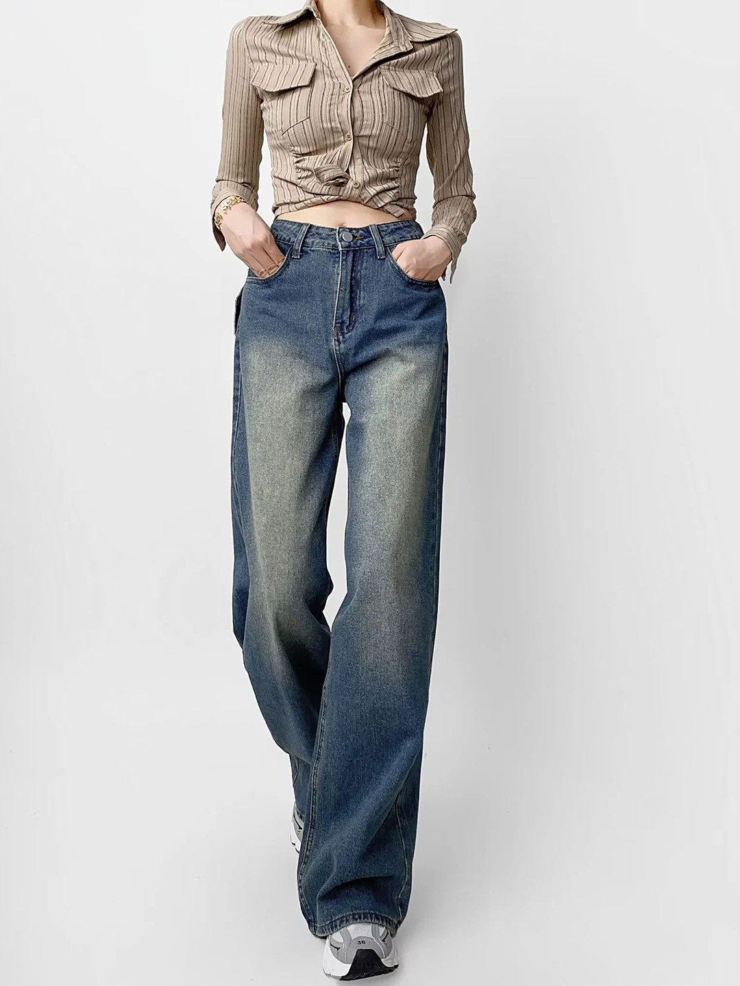 

LULU & SKY Women Wide Leg High-Rise Heavy Fade Jeans, Blue