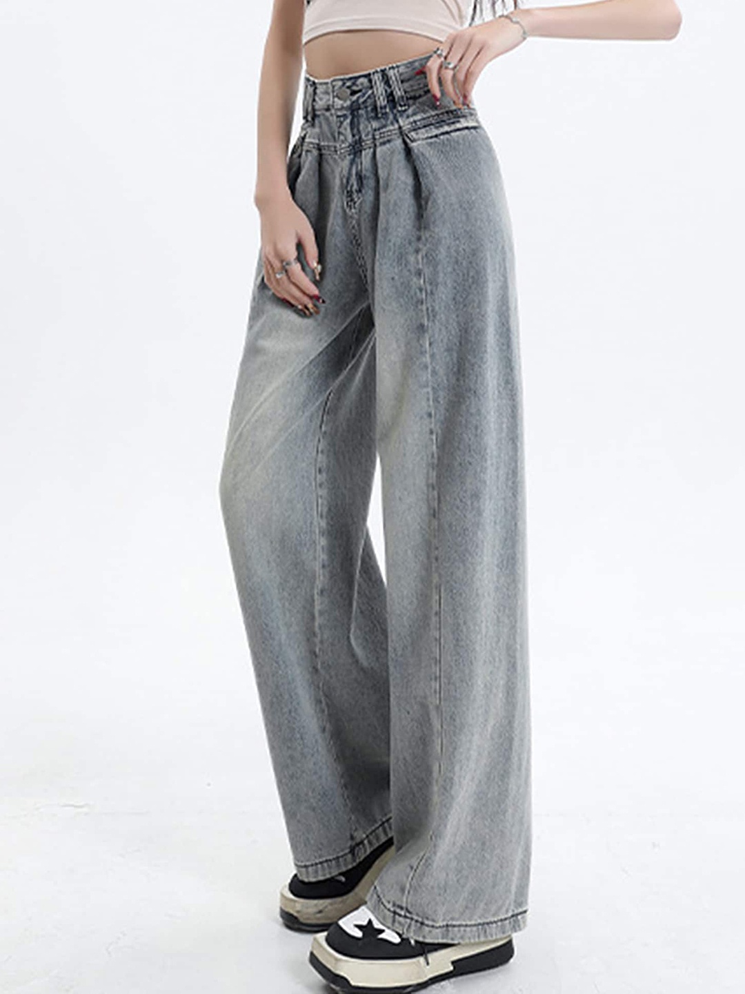 

LULU & SKY Women Wide Leg High-Rise Heavy Fade Jeans, Blue