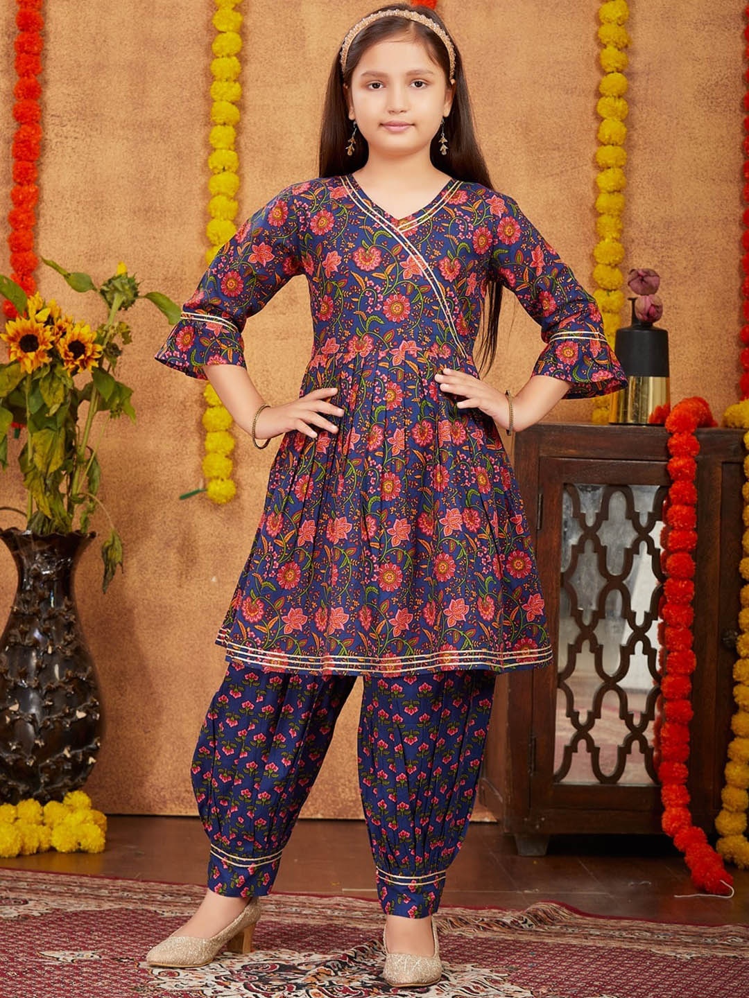 

Aarika Girls Floral Printed Angrakha Pure Cotton Kurta with Salwar, Navy blue