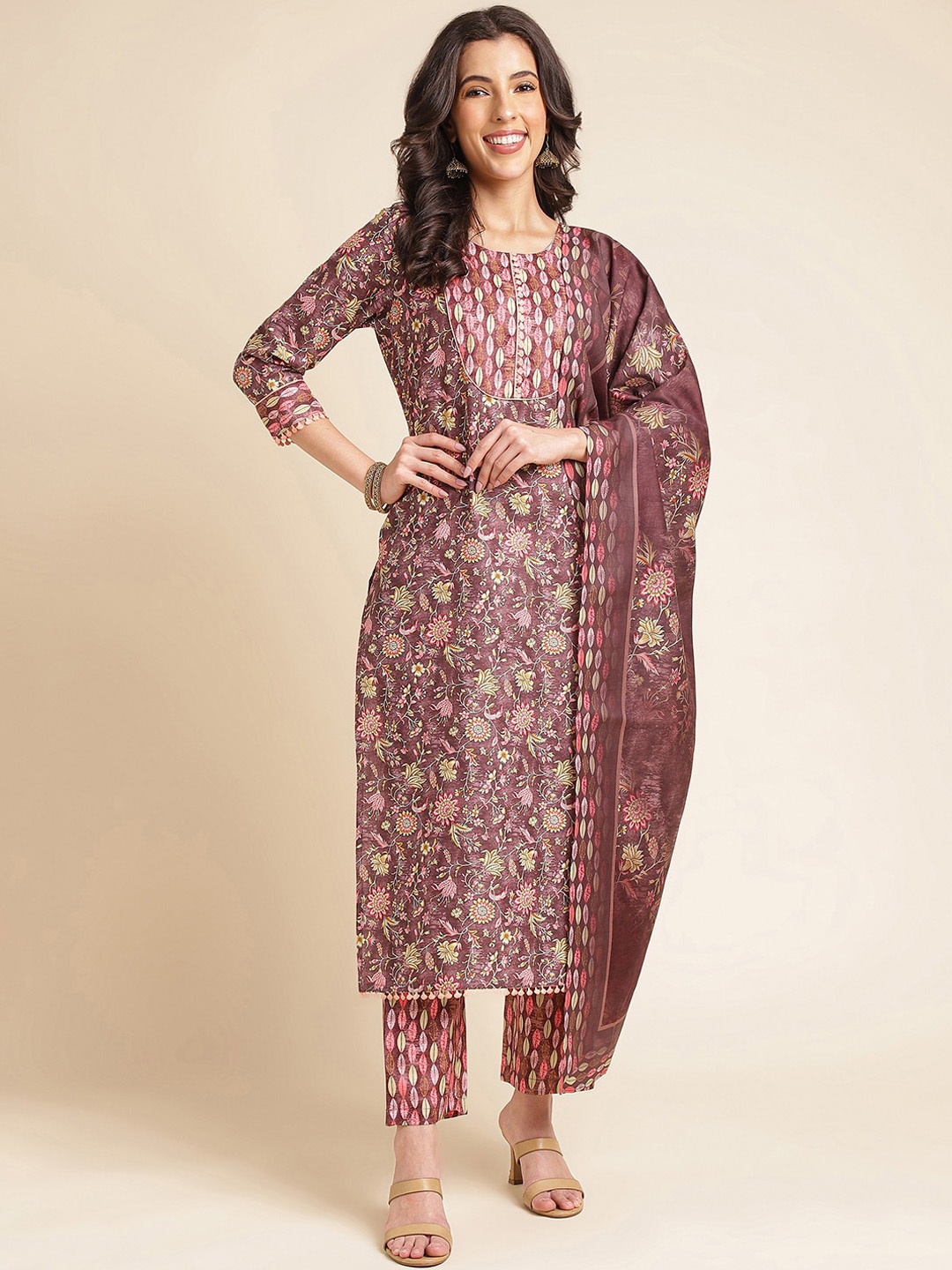 

NAINVISH Floral Printed Regular Kurta with Trousers & With Dupatta, Pink