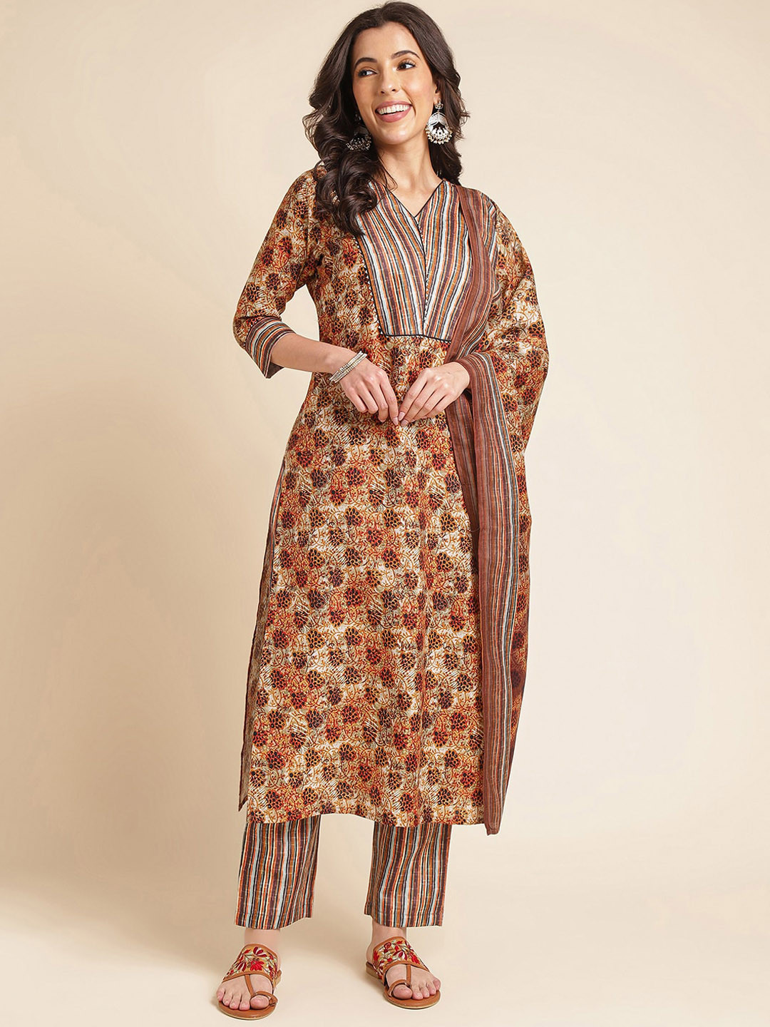 

NAINVISH Floral Printed Regular Kurta with Trousers & With Dupatta, Brown
