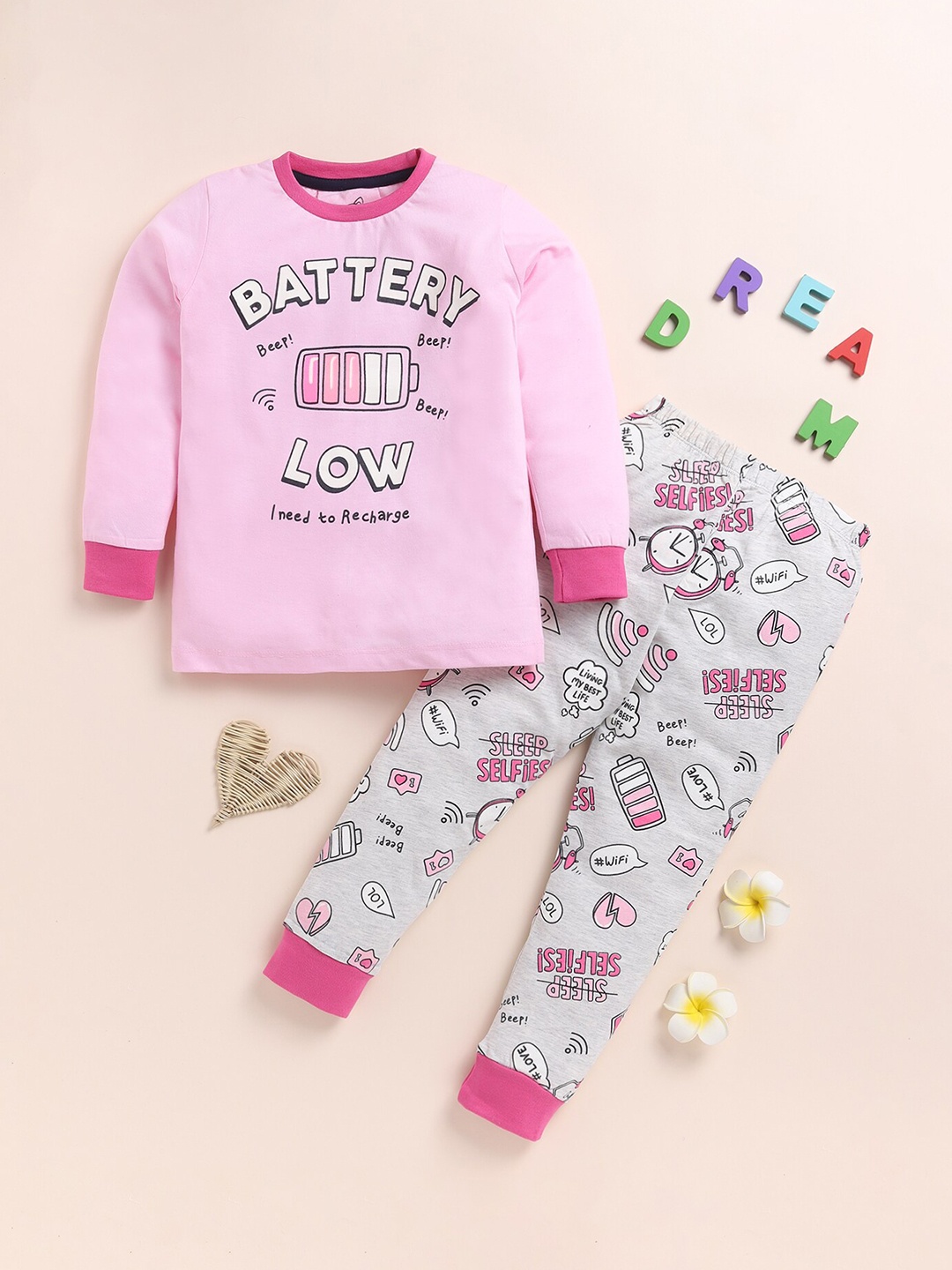 

YK Girls Graphic Printed Night Suits, Pink