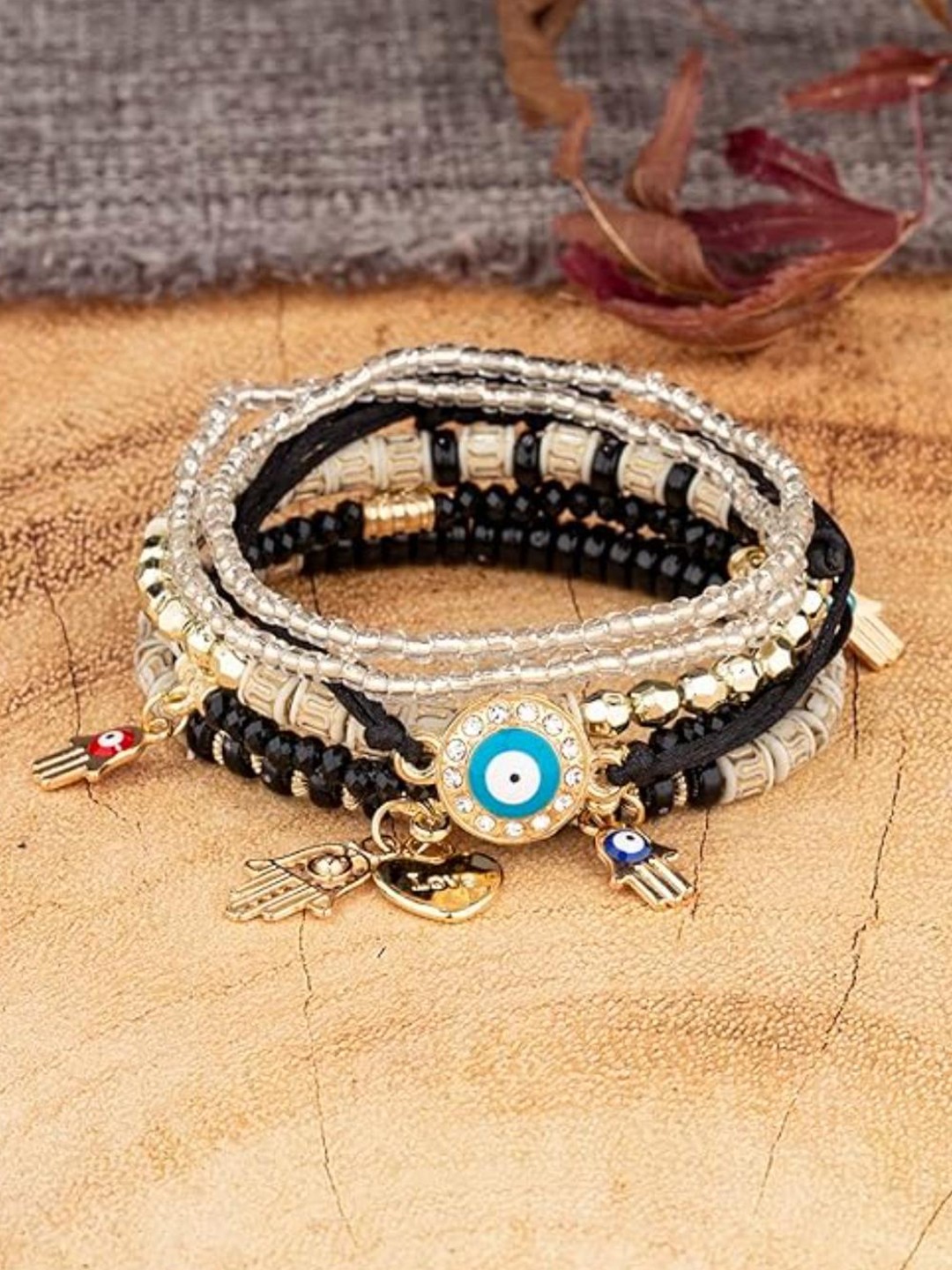 

DN Creation Gold-Plated Crystals Elasticated Bracelet