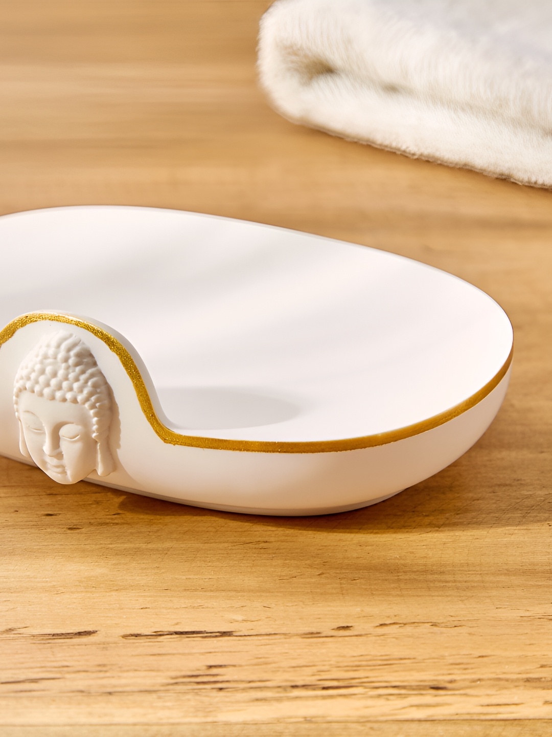 

Home Centre Beige & White Textured Soap Dish
