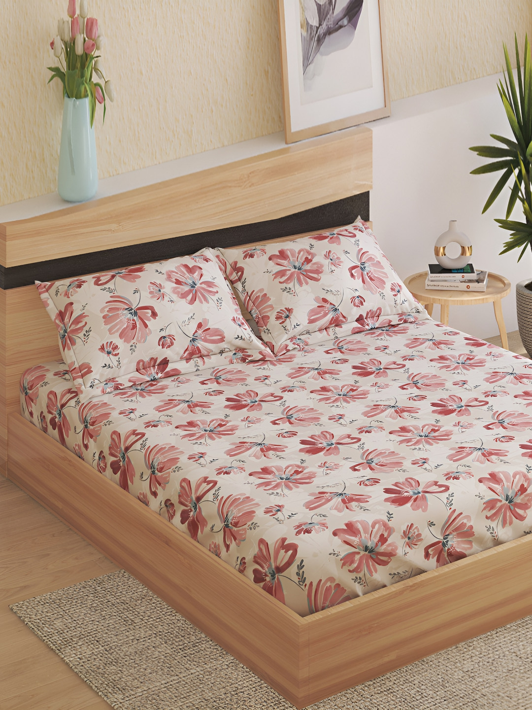 

Home Centre Off White & Red Floral 144 TC Cotton King Fitted Bedsheet With 2 Pillow Covers