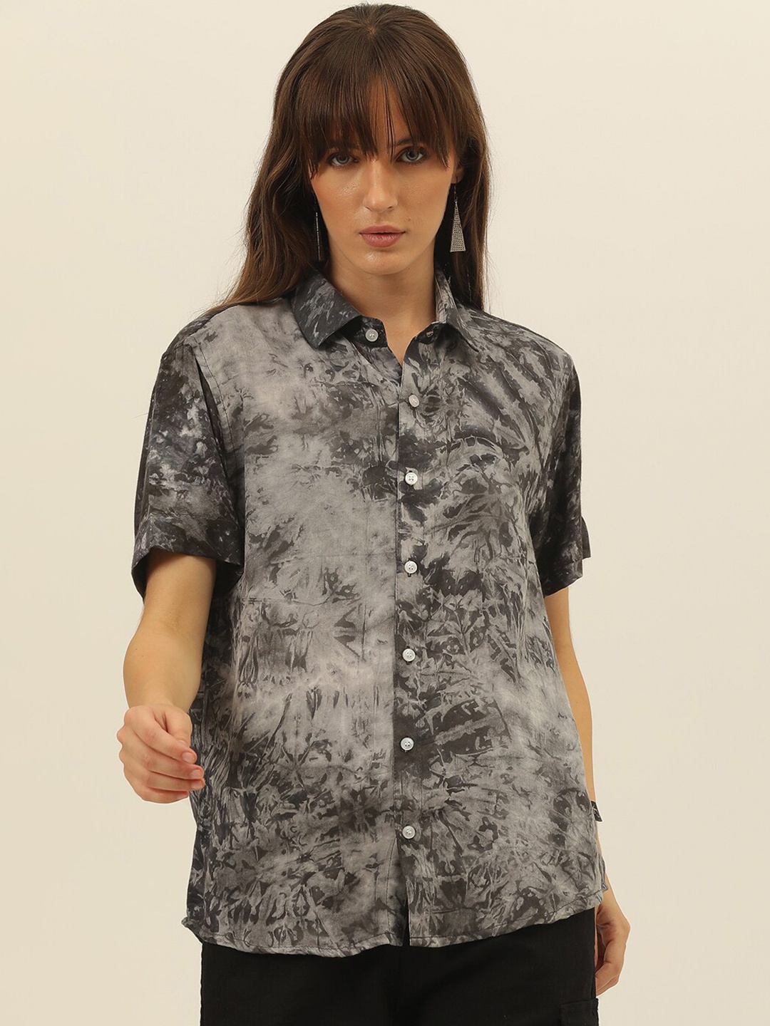 

JAVINISHKA Women Comfort Opaque Printed Casual Shirt, Grey