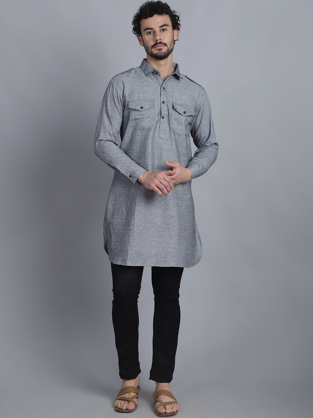 

Enchanted Drapes Shirt Collar Roll-Up Sleeves Pure Cotton Pathani Kurta, Grey