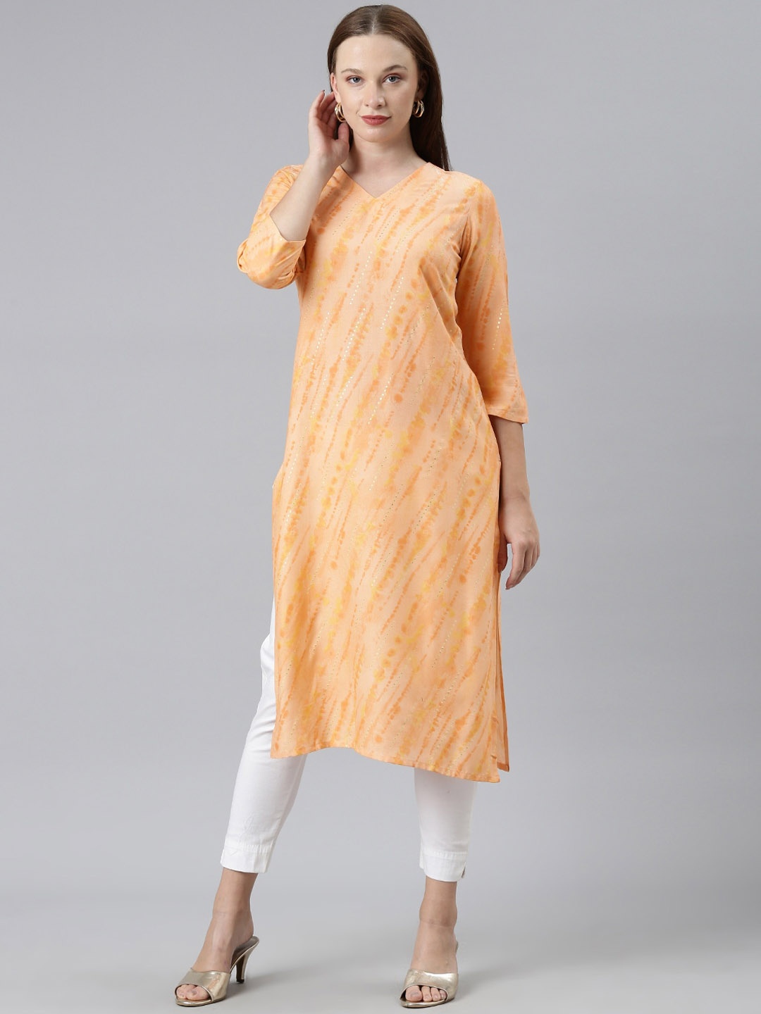 

KALINI Leheriya Printed V-Neck A-Line Kurta, Peach