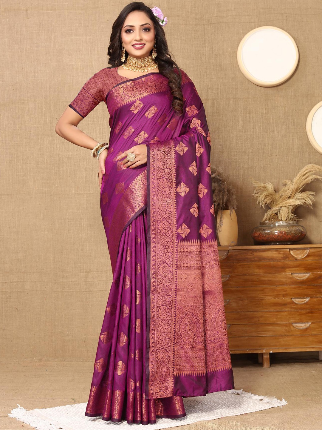 

PATIALAPICKS Geometric Woven Design Zari Pure Silk Paithani Saree, Magenta