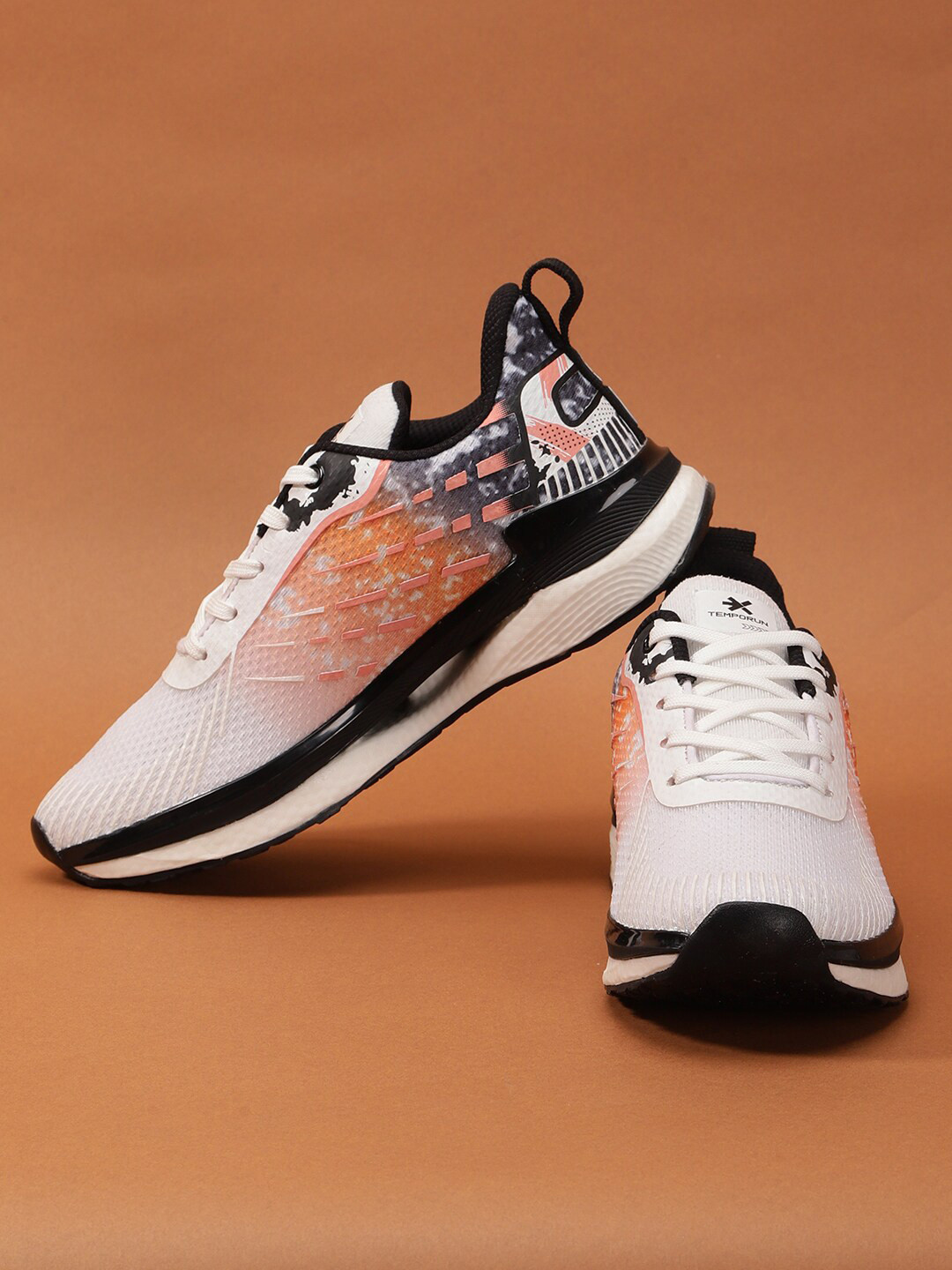 

HRX by Hrithik Roshan Men Mesh Running Shoes, Black
