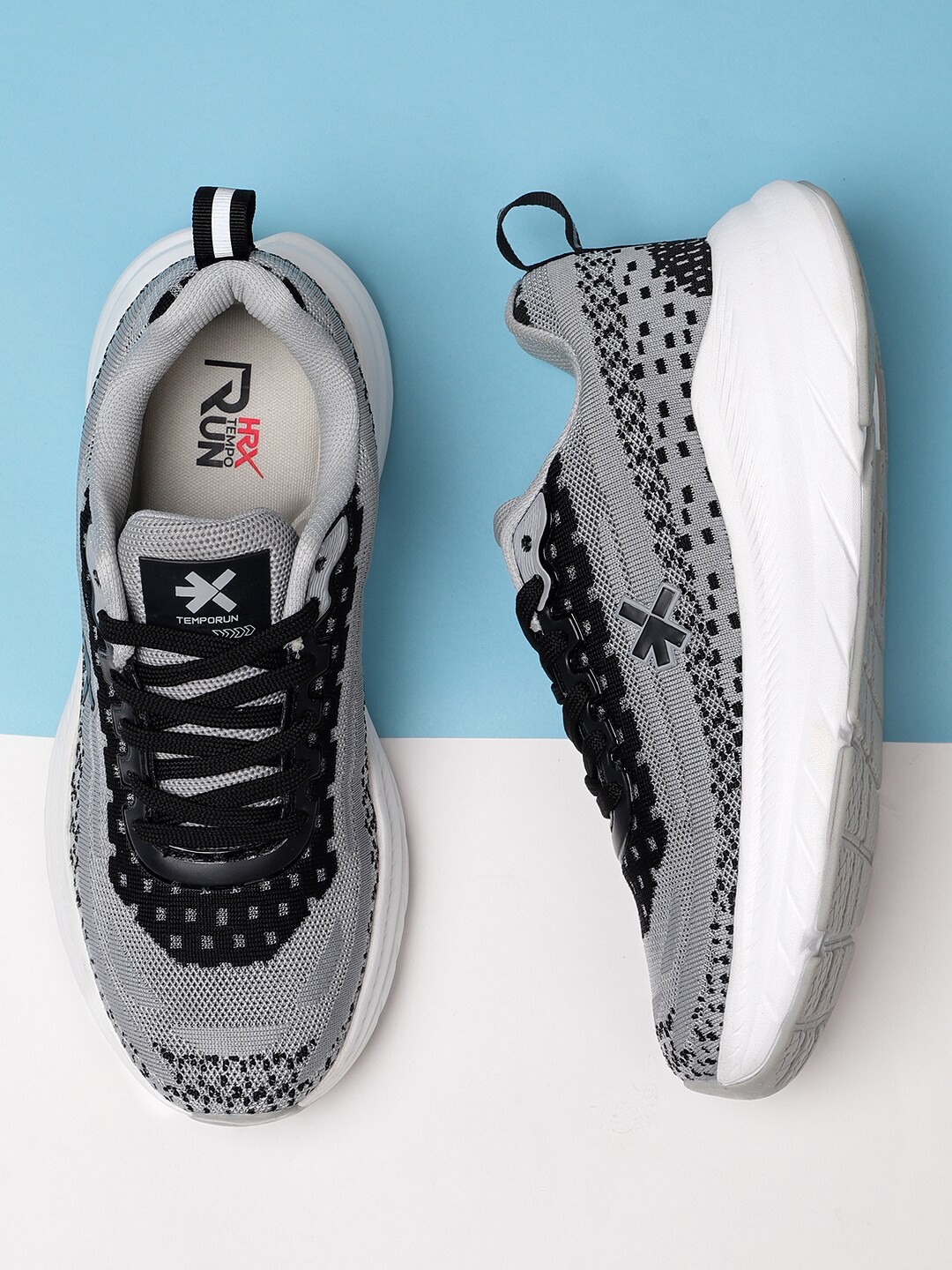

HRX by Hrithik Roshan Women Grey Textured Lace-Up Running Shoes
