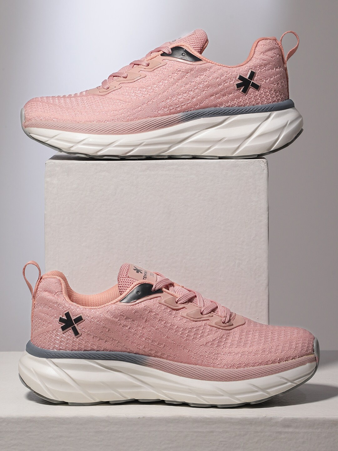 

HRX by Hrithik Roshan Women Peach Textured Lace-Up Running Shoes