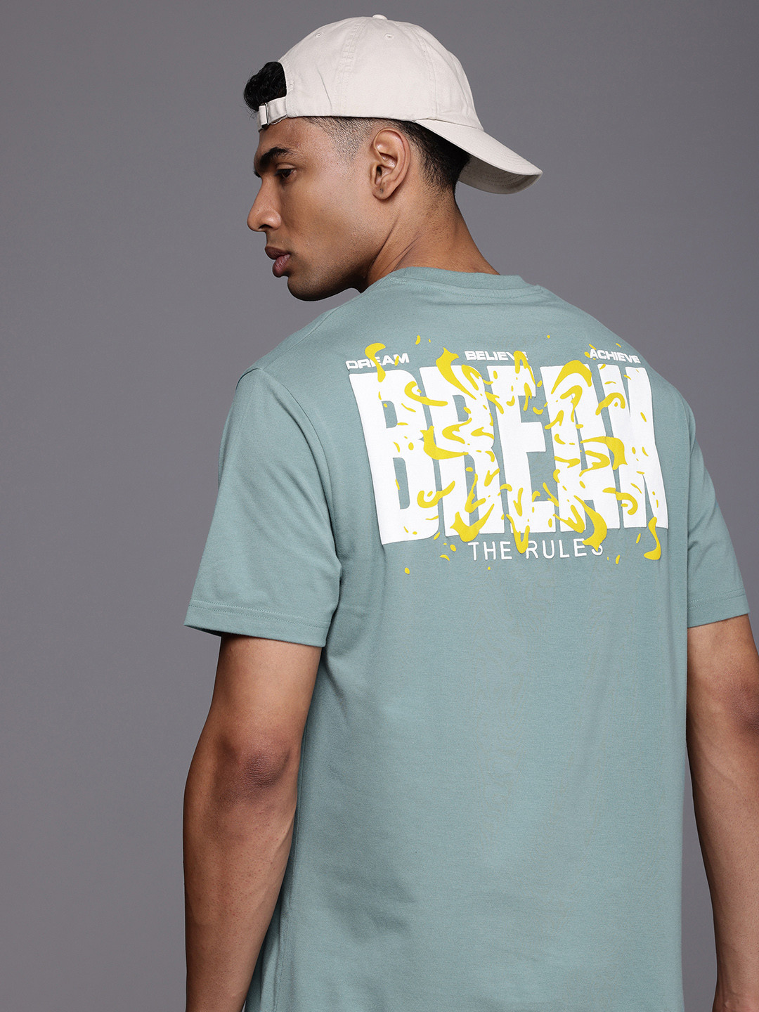 

HRX by Hrithik Roshan Men Typography Printed T-shirt, Green