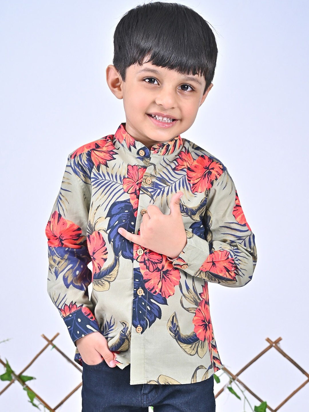 

MOOBA Boys Comfort Floral Opaque Printed Casual Shirt, Olive