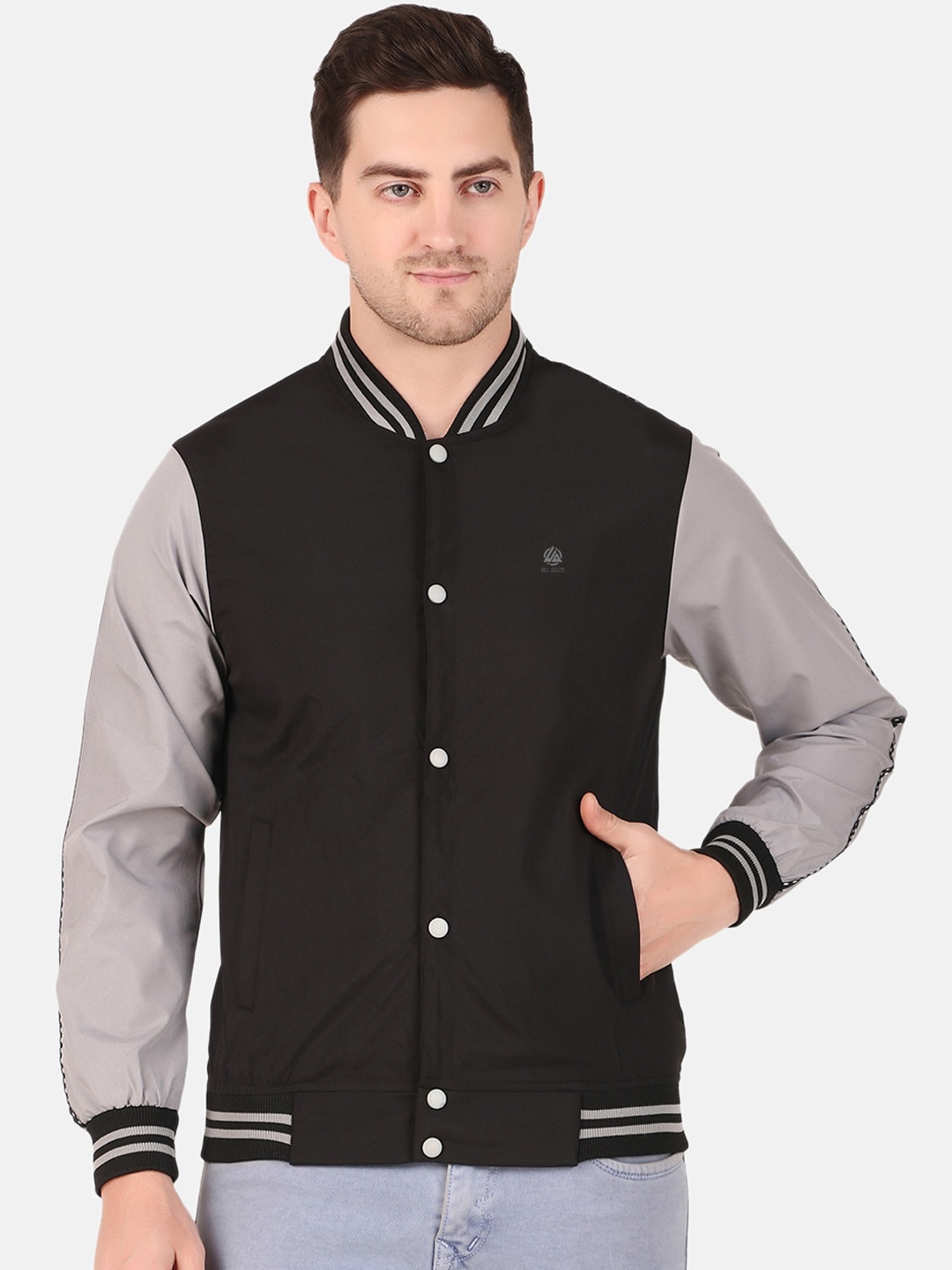 

WELL QUALITY Windcheater Dry Fit Training or Gym Jacket, Black