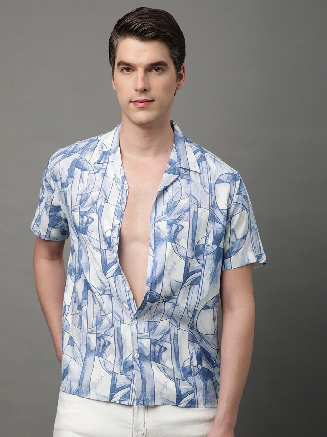 

Voroxy Men Relaxed Opaque Printed Casual Shirt, Blue