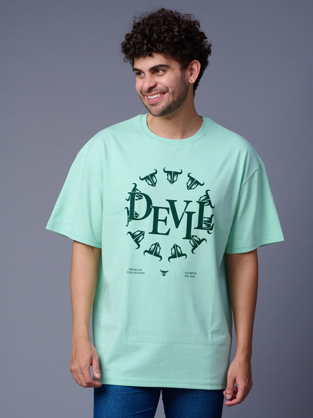 

GO DEVIL Men Typography Printed Drop-Shoulder Sleeves T-shirt, Sea green