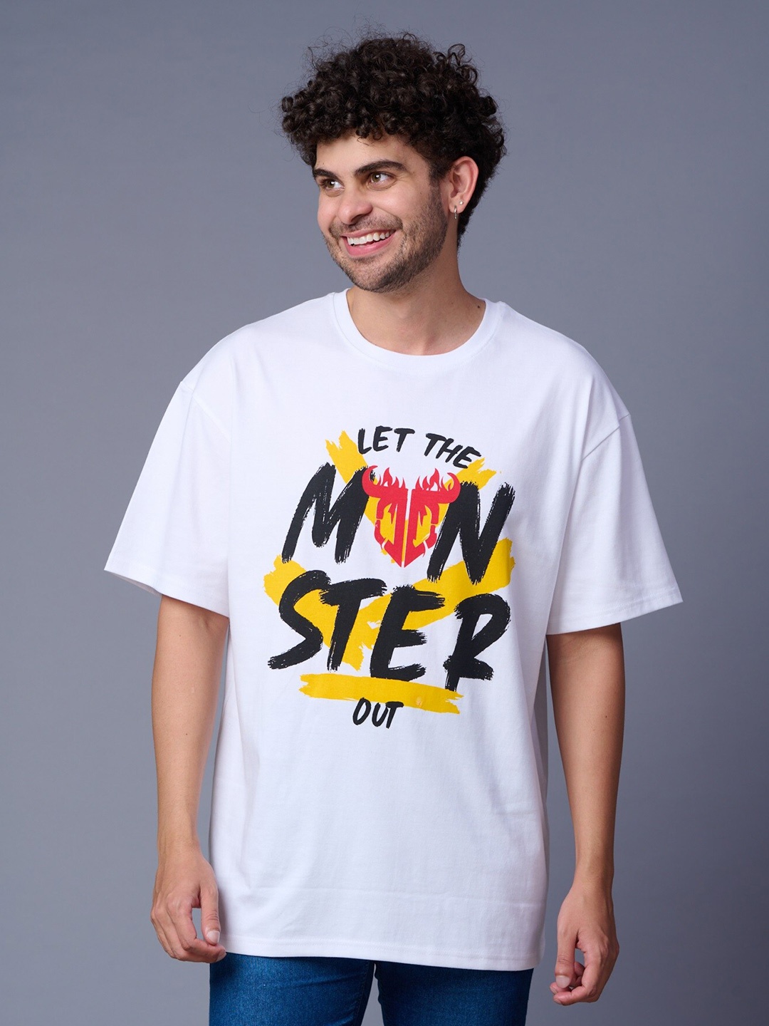 

GO DEVIL Men Typography Printed Drop-Shoulder Sleeves T-shirt, White