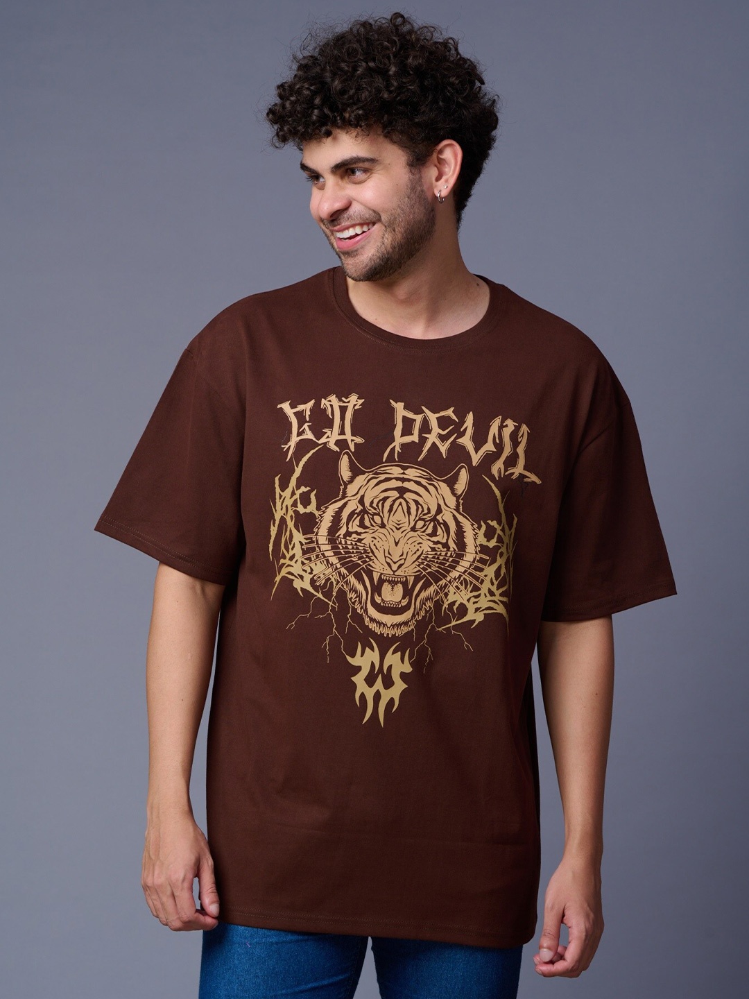 

GO DEVIL Men Graphic Printed T-shirt, Brown