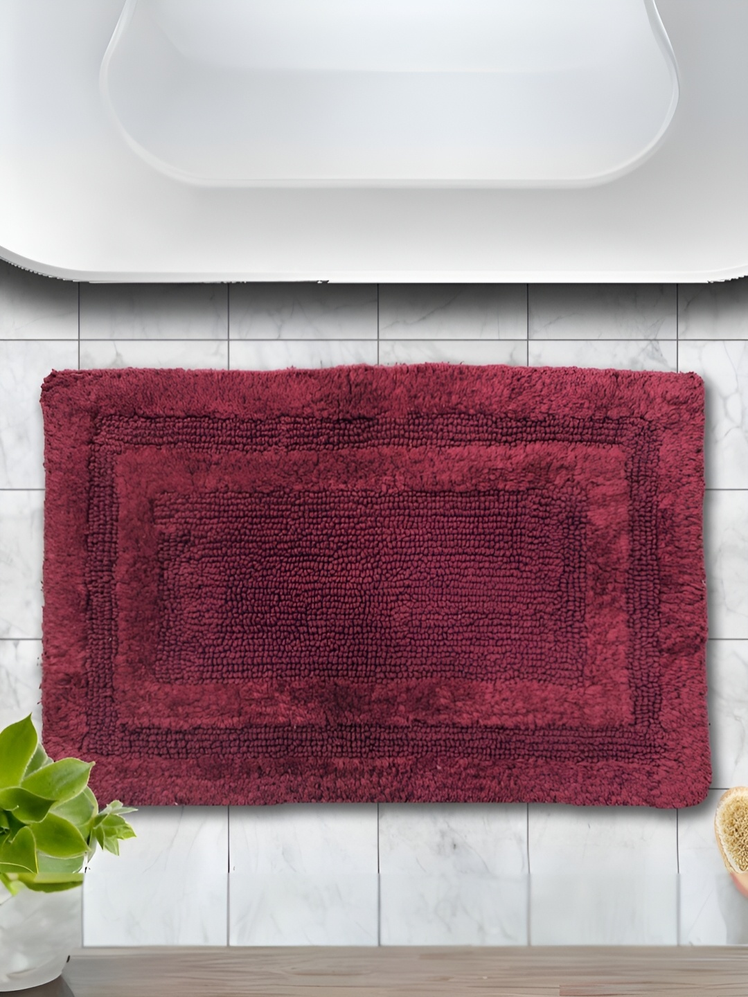 

Aurave Luxury Maroon Reversible Cotton Bathmat