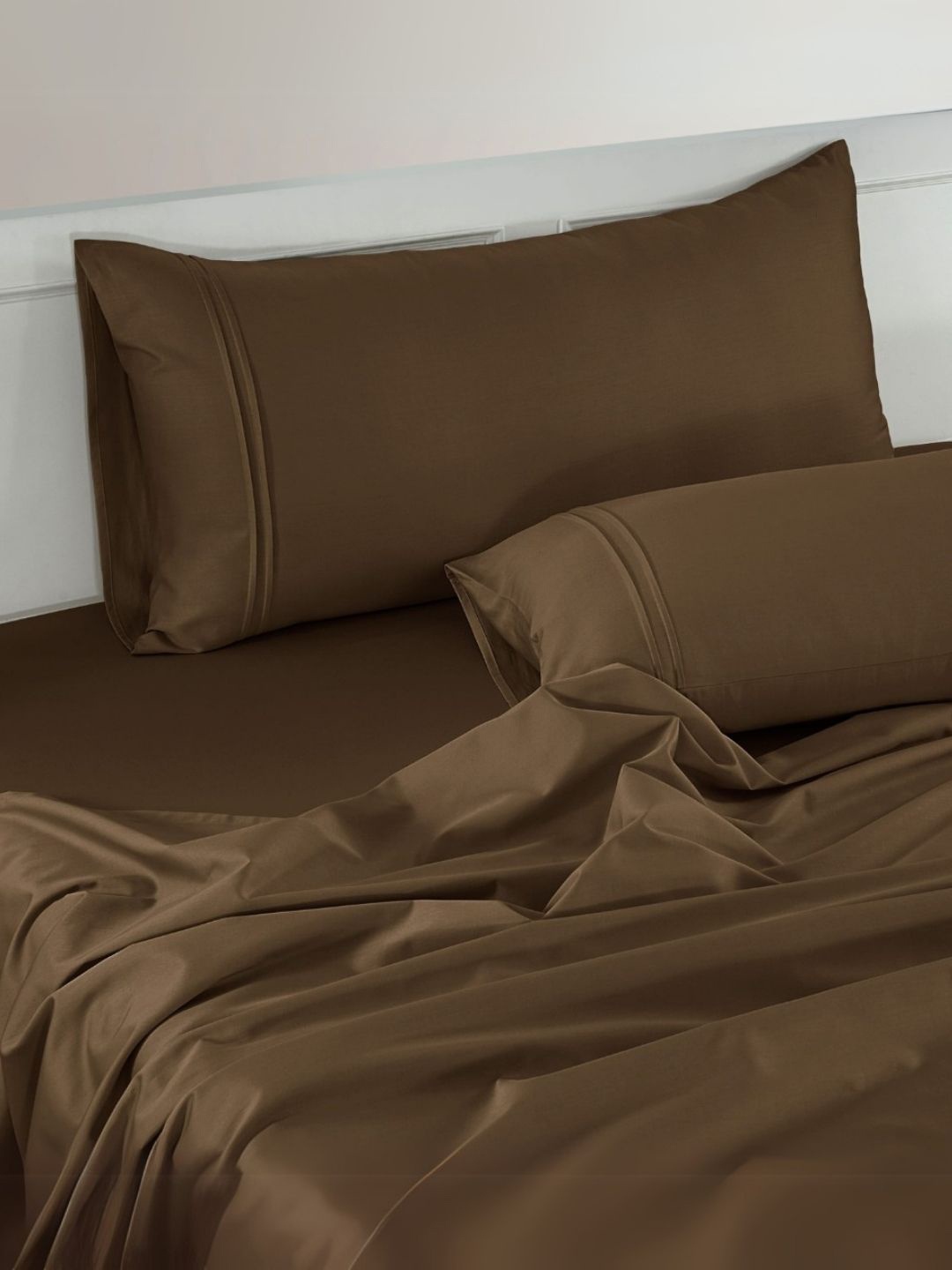 

Aurave Coffee Brown Plain 400 TC Cotton Satin Flat King Bedsheet 2.74 m x 2.74 m