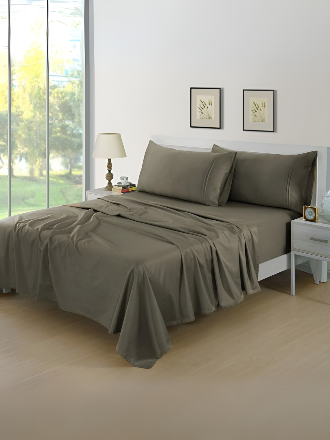 

Aurave Rossini Taupe Plain 400 TC Cotton Satin Flat Queen Bedsheet 2.28m x 2.74m