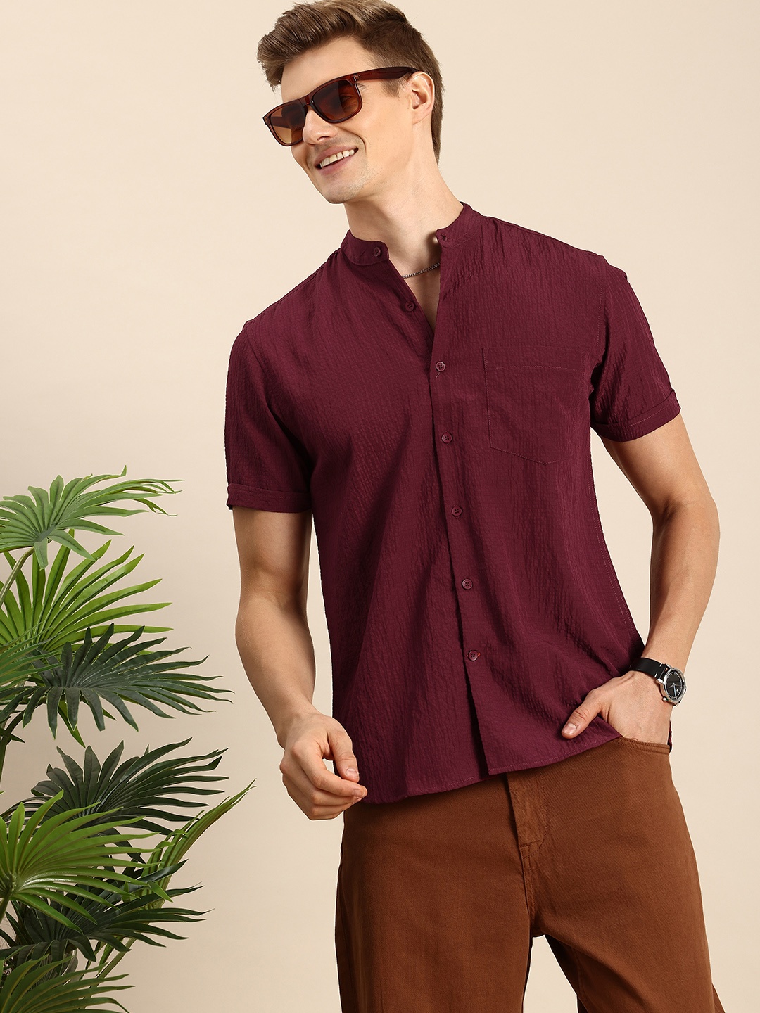 

Mast & Harbour Men Slim Fit Mandarin Collar Seersucker Casual Shirt, Maroon