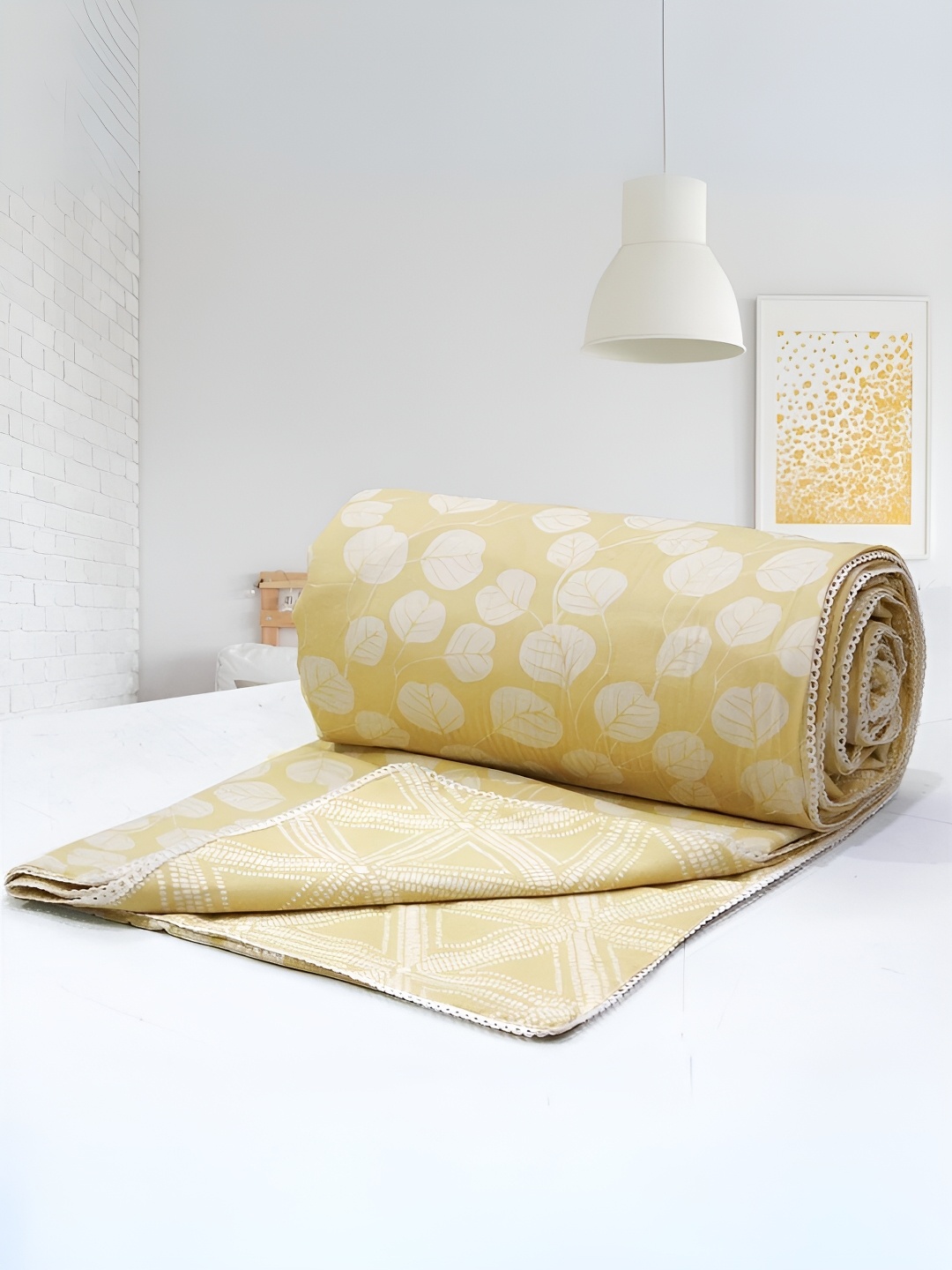 

Aurave Yellow & Off White Floral Cotton AC Room 150 GSM Double Bed Dohar