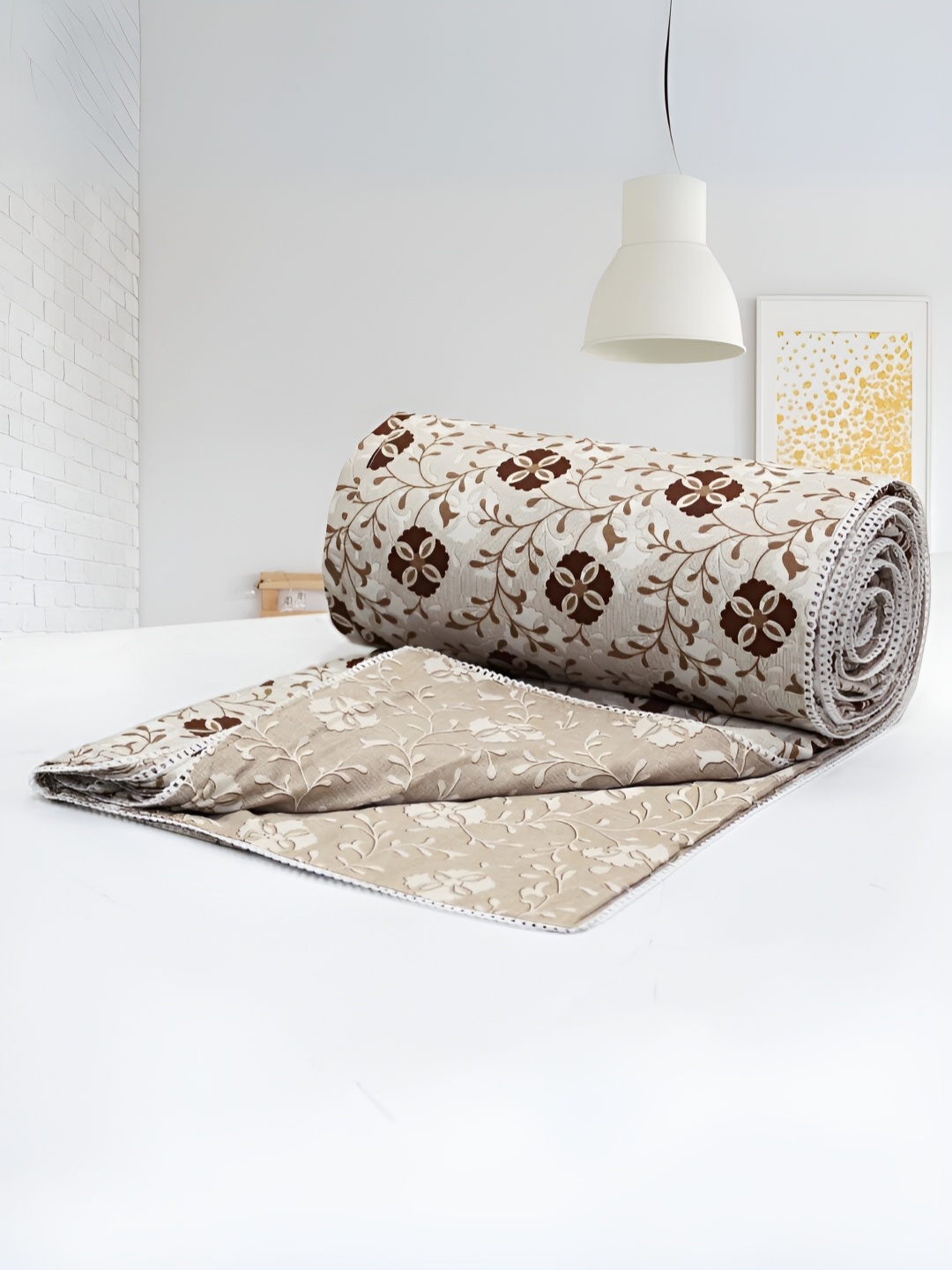 

Aurave Iris Brown & White Floral Cotton AC Room 150 GSM Reversible Single Bed Dohar