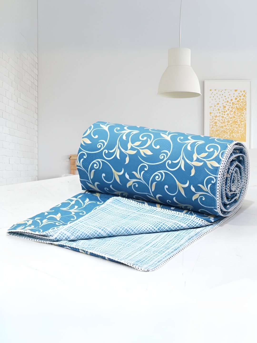 

Aurave Blue & White Floral AC Room 150 GSM Single Bed Dohar