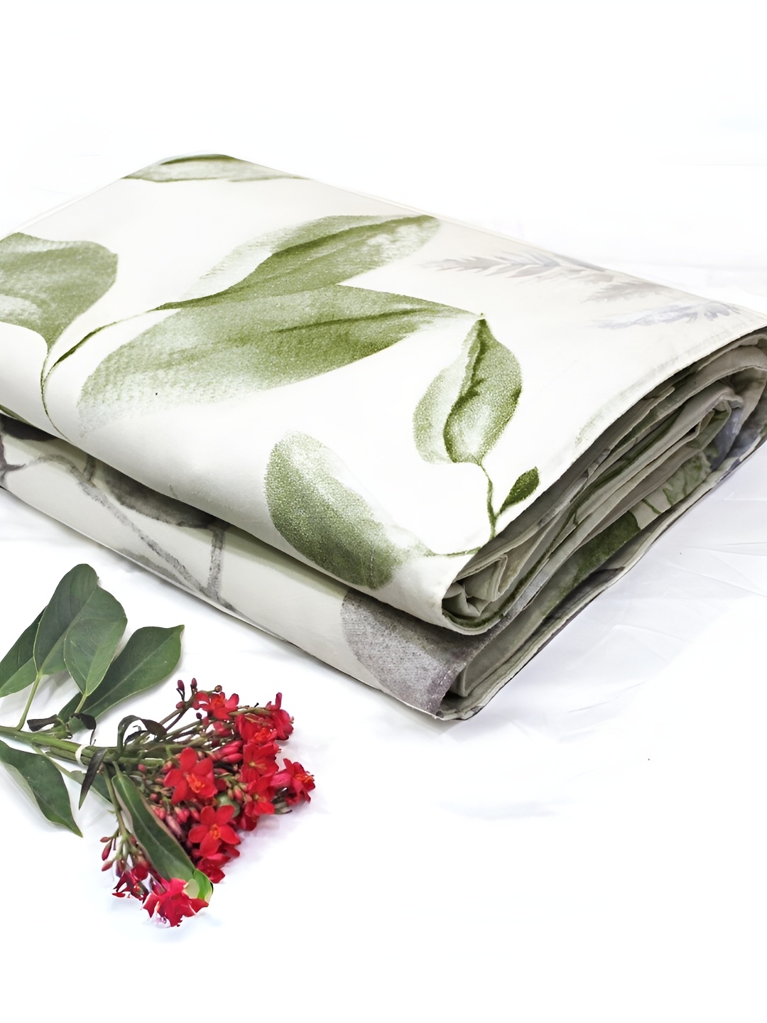 

Aurave Cream-Coloured & Green Floral Microfiber Mild Winter 150 GSM Double Bed Dohar