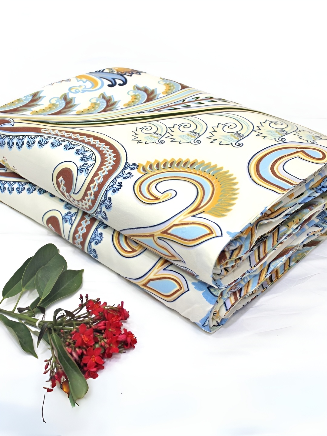 

Aurave White & Blue Ethnic Motifs Microfiber Mild Winter 150 GSM Single Bed Dohar