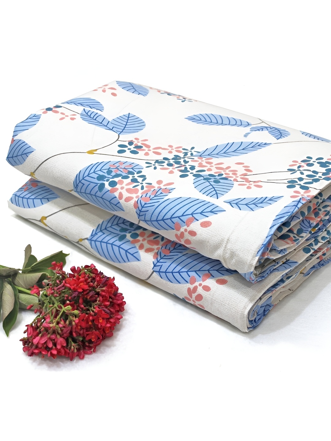 

Aurave Blue & White Floral Microfiber Mild Winter 150 GSM Single Bed Dohar