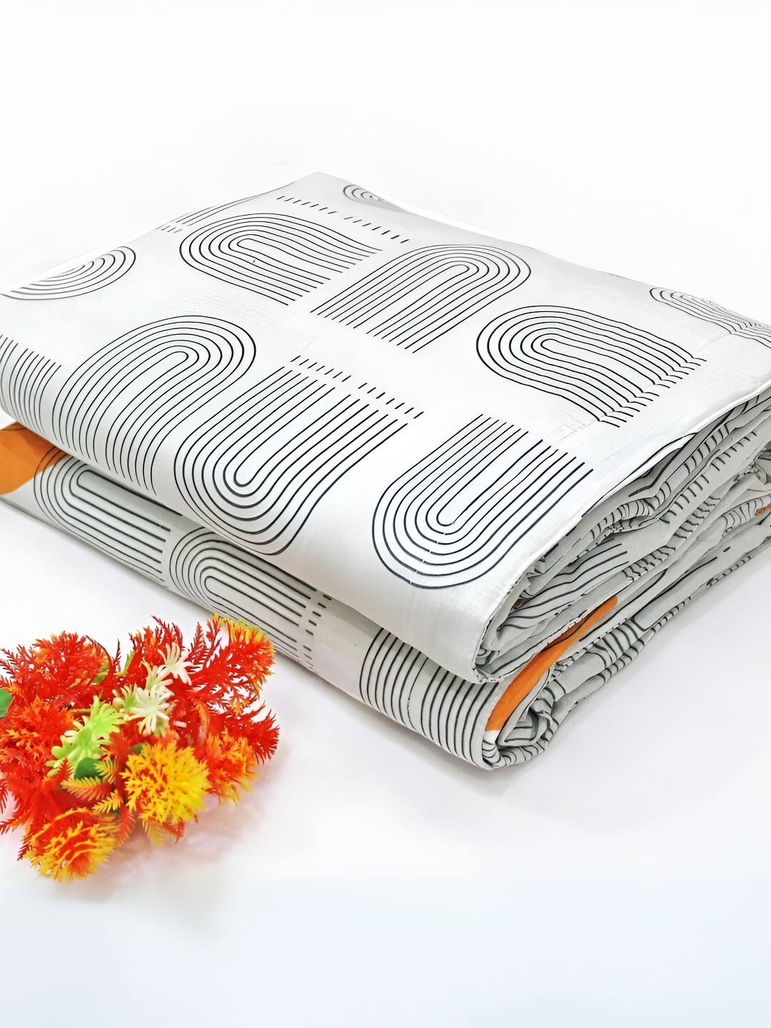 Aurave Off White & Grey Abstract Mild Winter 150 GSM Double Bed Dohar