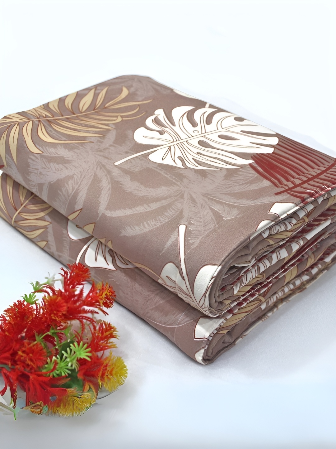 

Aurave Brown & White Floral Reversible Microfiber Mild Winter 150 GSM Double Bed Dohar