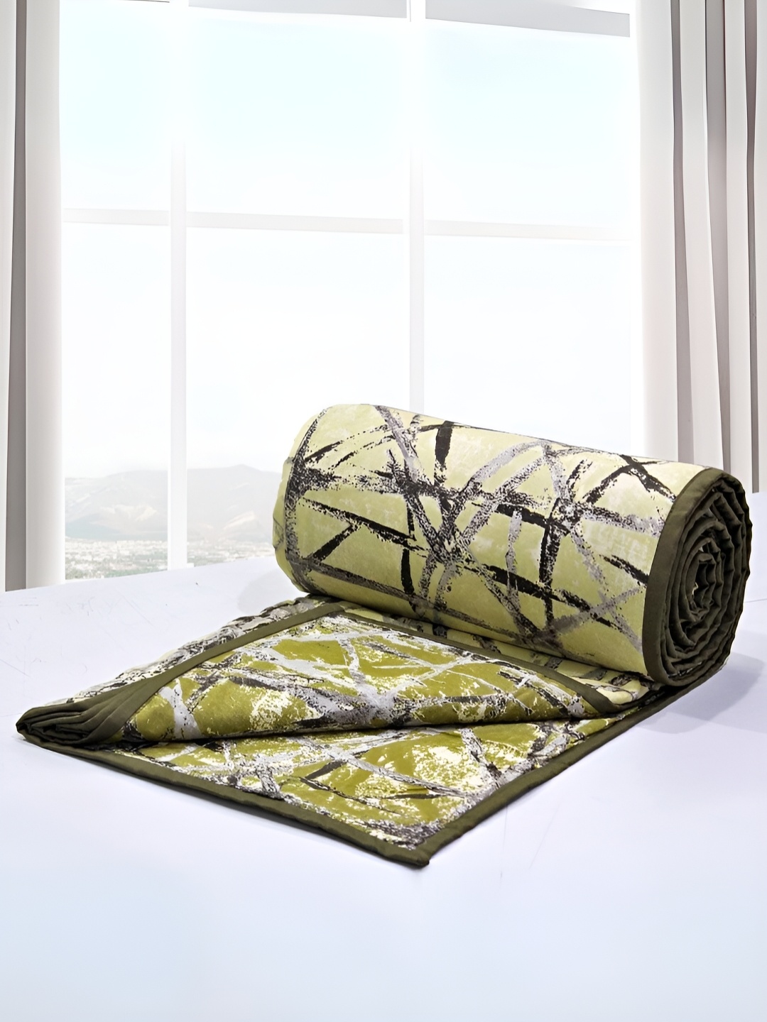 

Aurave Green & Grey Geometric Cotton AC Room 150 GSM Double Bed Dohar