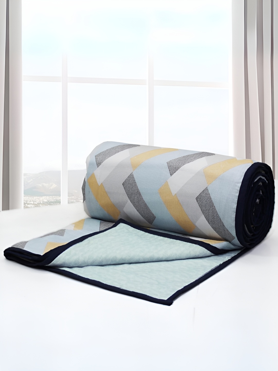 

Aurave riva Blue & Yellow Geometric AC Room 150 GSM Cotton Double Bed Dohar