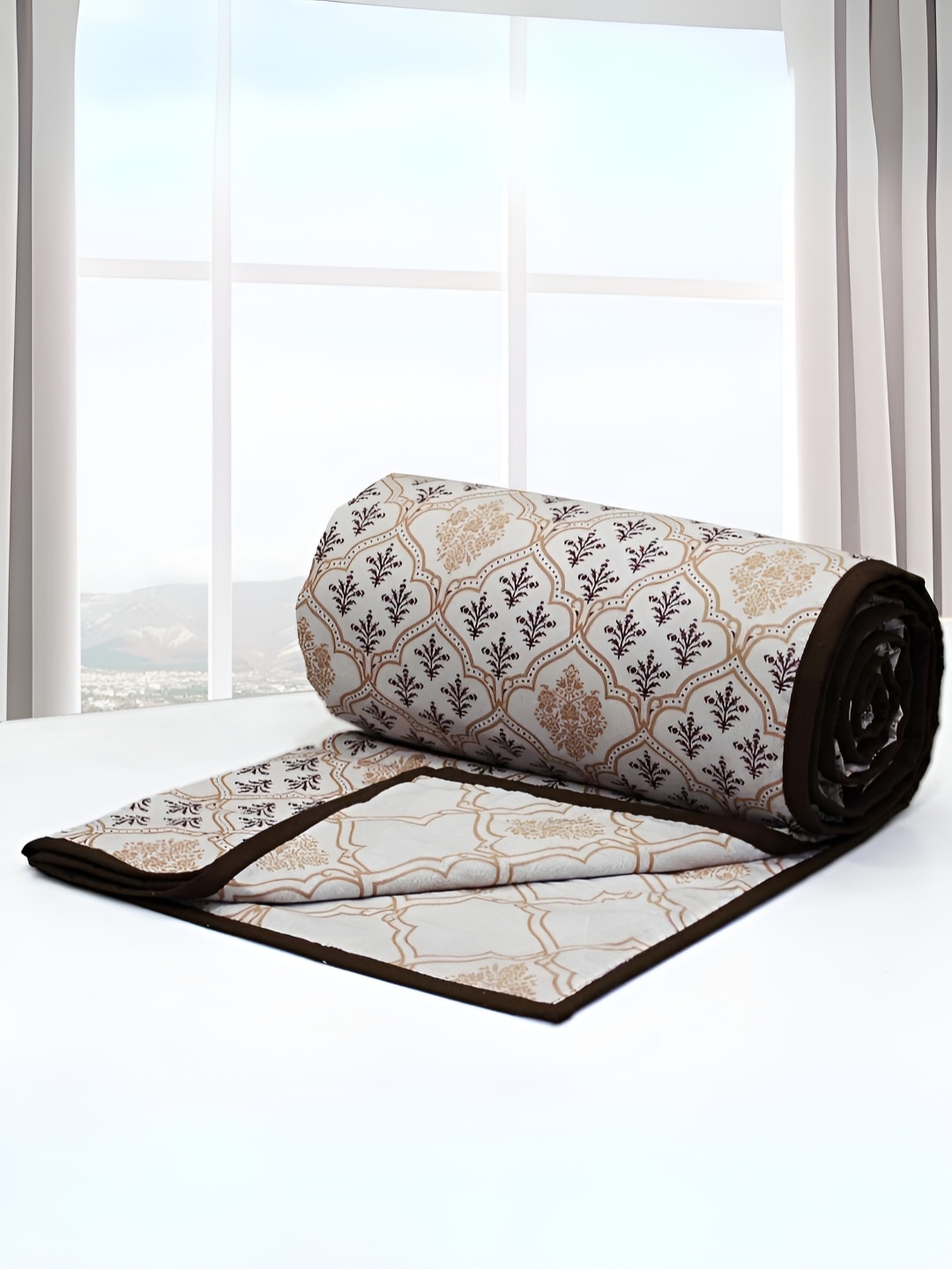 

Aurave Riva Brown & White Floral Cotton AC Room 150 GSM Double Bed Dohar