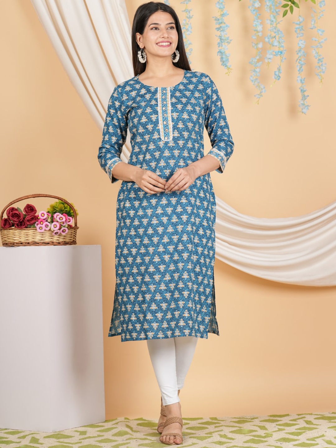 

KALINI Floral Printed Straight Kurta, Blue