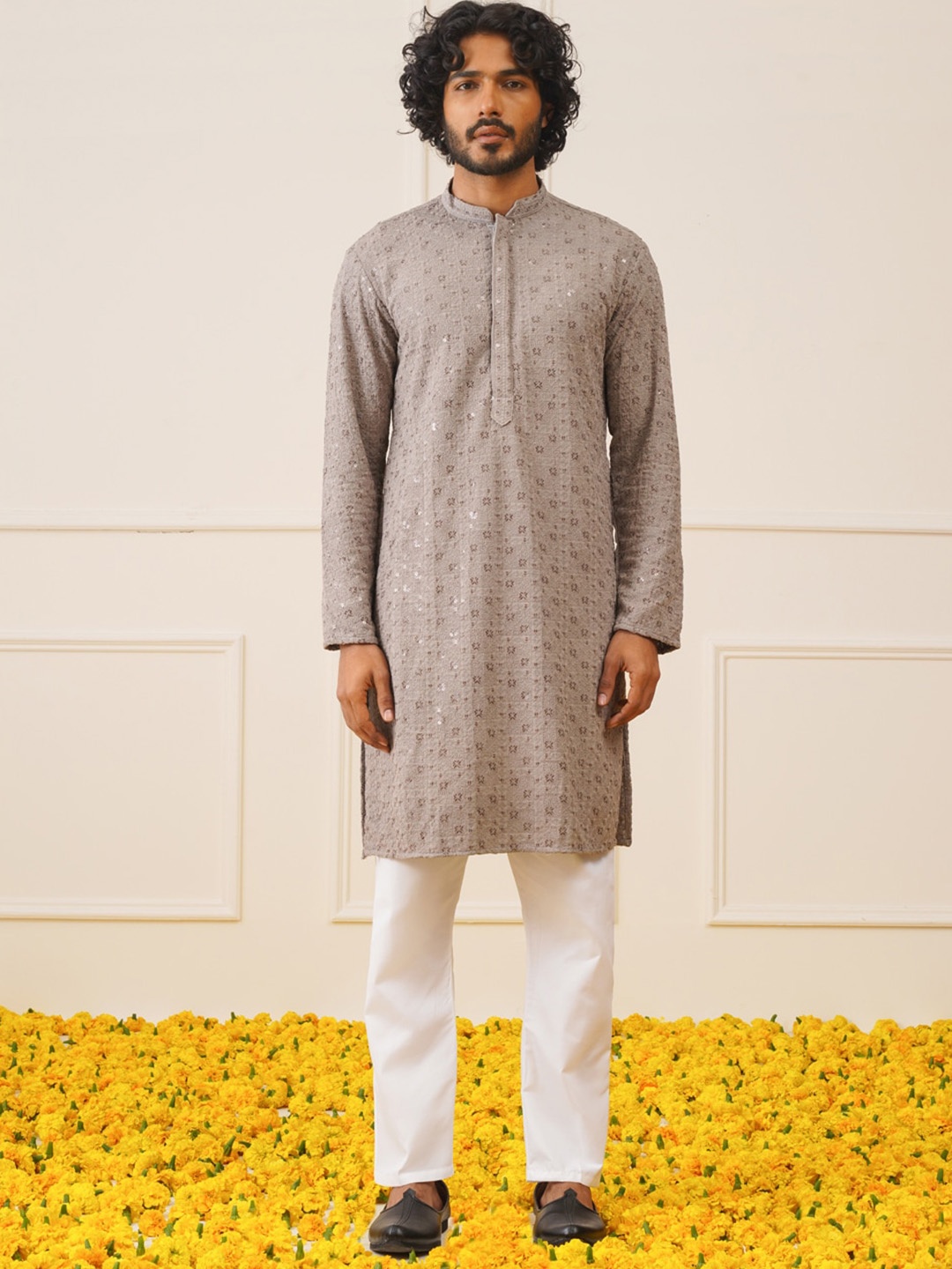 

Jompers Geometric Embroidered Mandarin Collar Sequinned Pure Cotton Kurta with Trousers, Grey