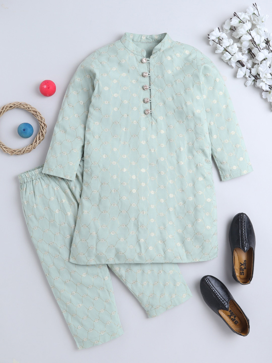 

BAESD Boys Floral Printed Mandarin Collar Straight Kurta With Pyjama, Green