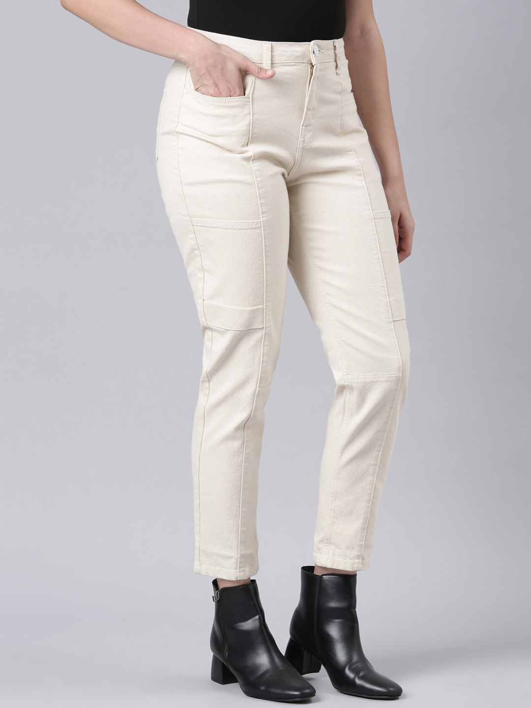 

Mast & Harbour Women Cream-Coloured Boyfriend Fit Stretchable Jeans