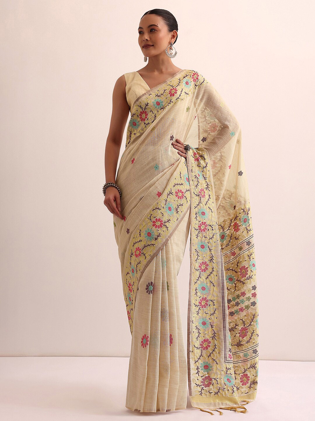 

KALKI Fashion Ethnic Motifs Woven Design Saree, White