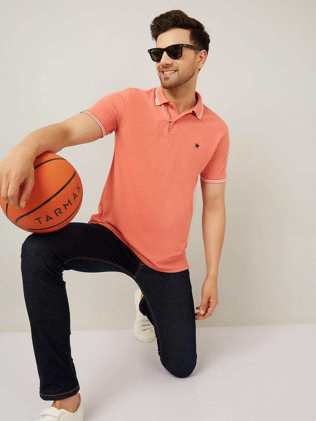 

LOUIS MONARCH Men Polo Collar Applique T-shirt, Peach