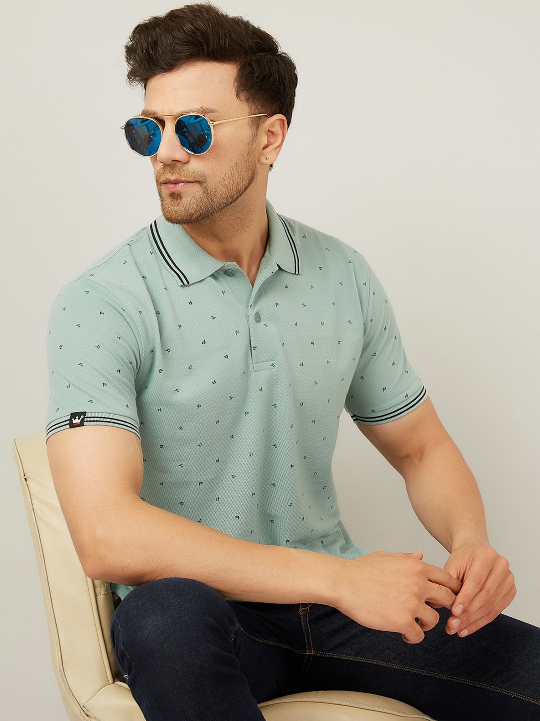 

LOUIS MONARCH Men Printed Polo Collar Applique T-shirt, Green