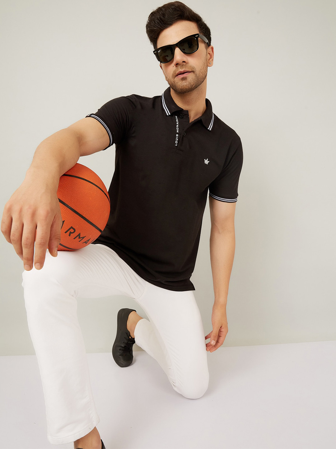 

LOUIS MONARCH Men Polo Collar Pockets T-shirt, Black