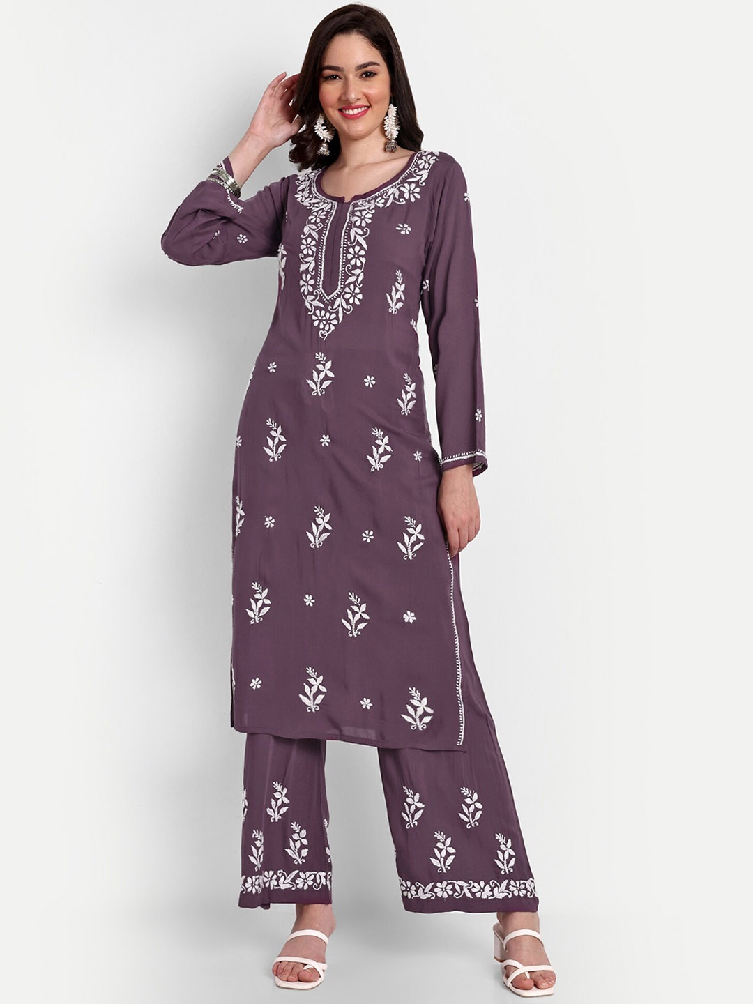 

Indiankala4u Ethnic Motifs Embroidered Chikankari Kurta with Palazzos, Burgundy