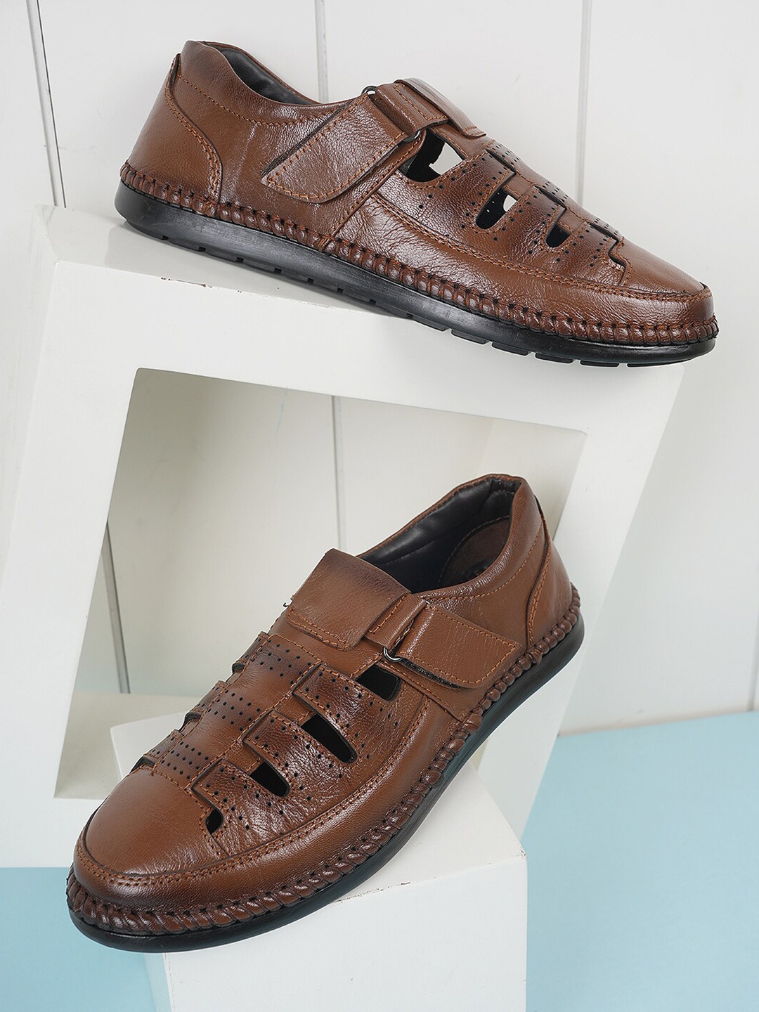 

Style Shoes Men Comfort Sandals, Tan