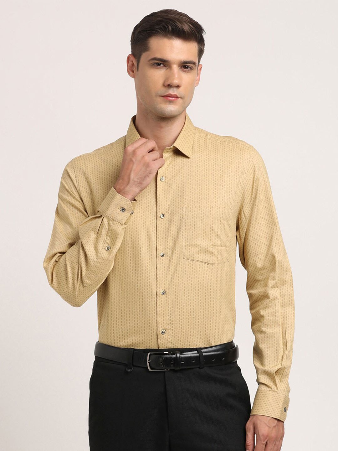 

Turtle Men Classic Slim Fit Opaque Formal Shirt, Khaki